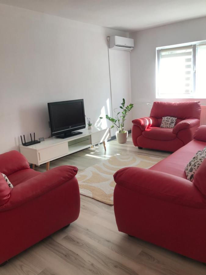 Boulevard Apartment Oradea Exterior foto