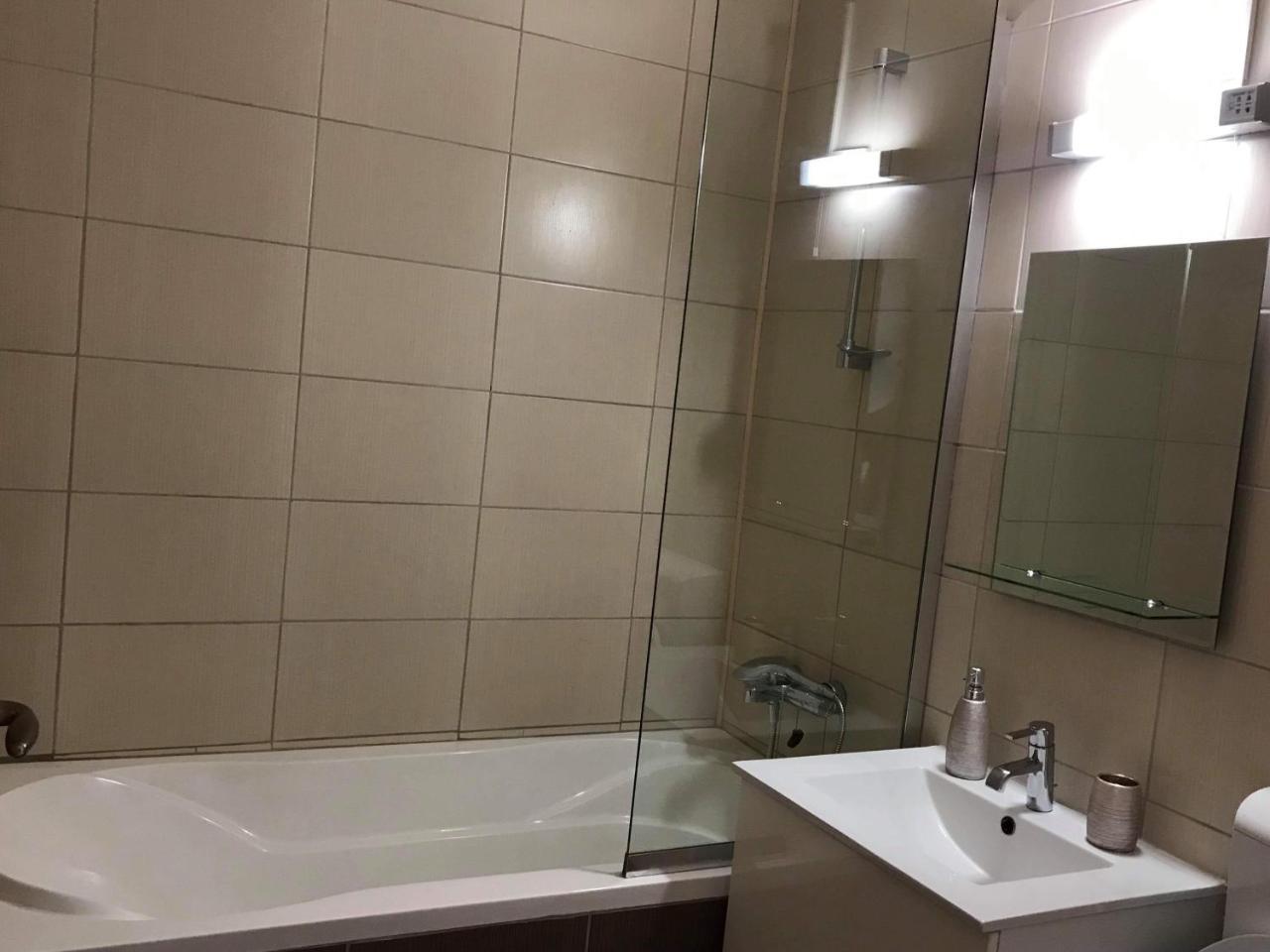 Boulevard Apartment Oradea Exterior foto